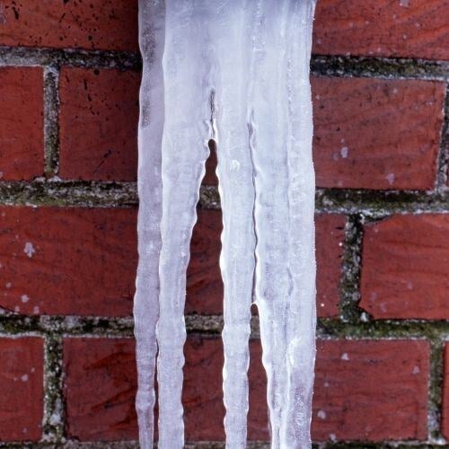 Why Heat Pump Pipes Freeze in the Winter_low outdoor temperatures The Geiler Company