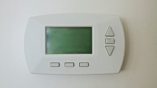 Why is my thermostat blank_the geiler company-1