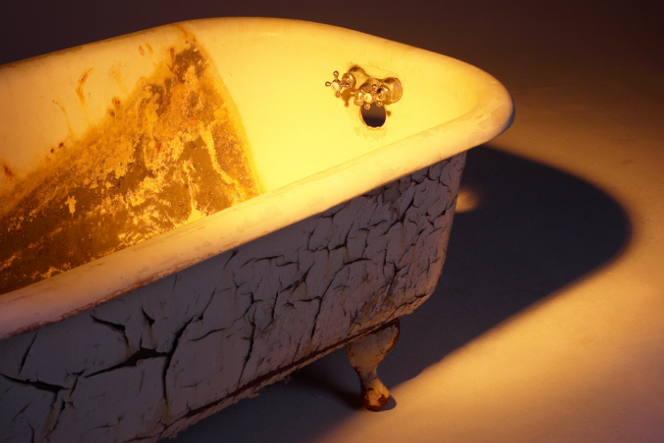 yellow bathtub stain_the geiler company (1)