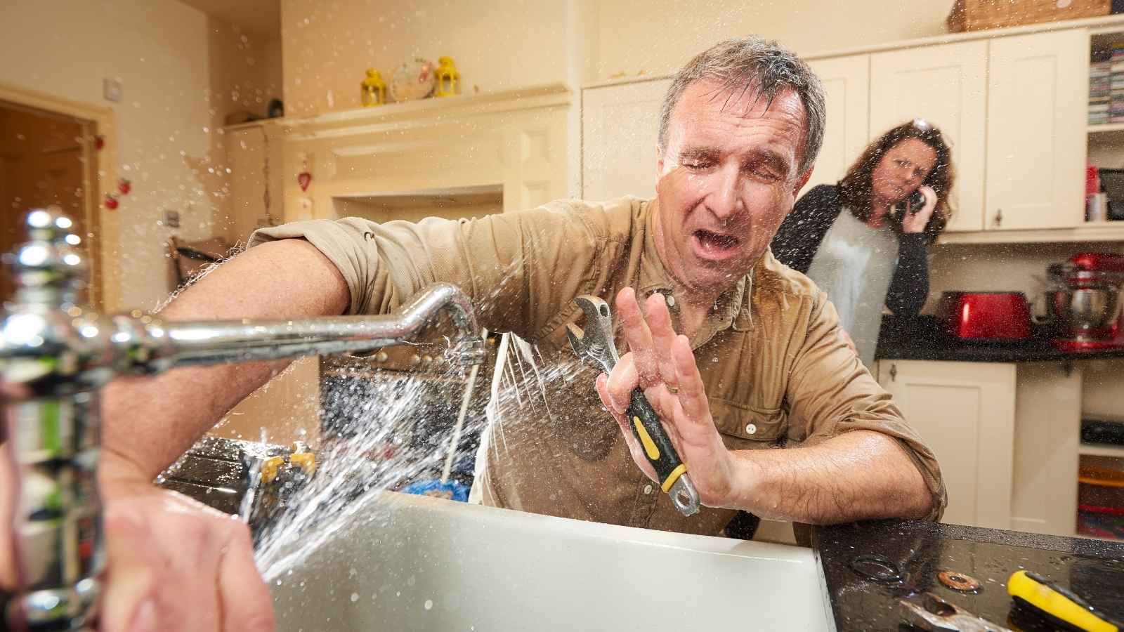 Know When You Need a Plumber: Signs of Serious Plumbing Problem_The Geiler Company
