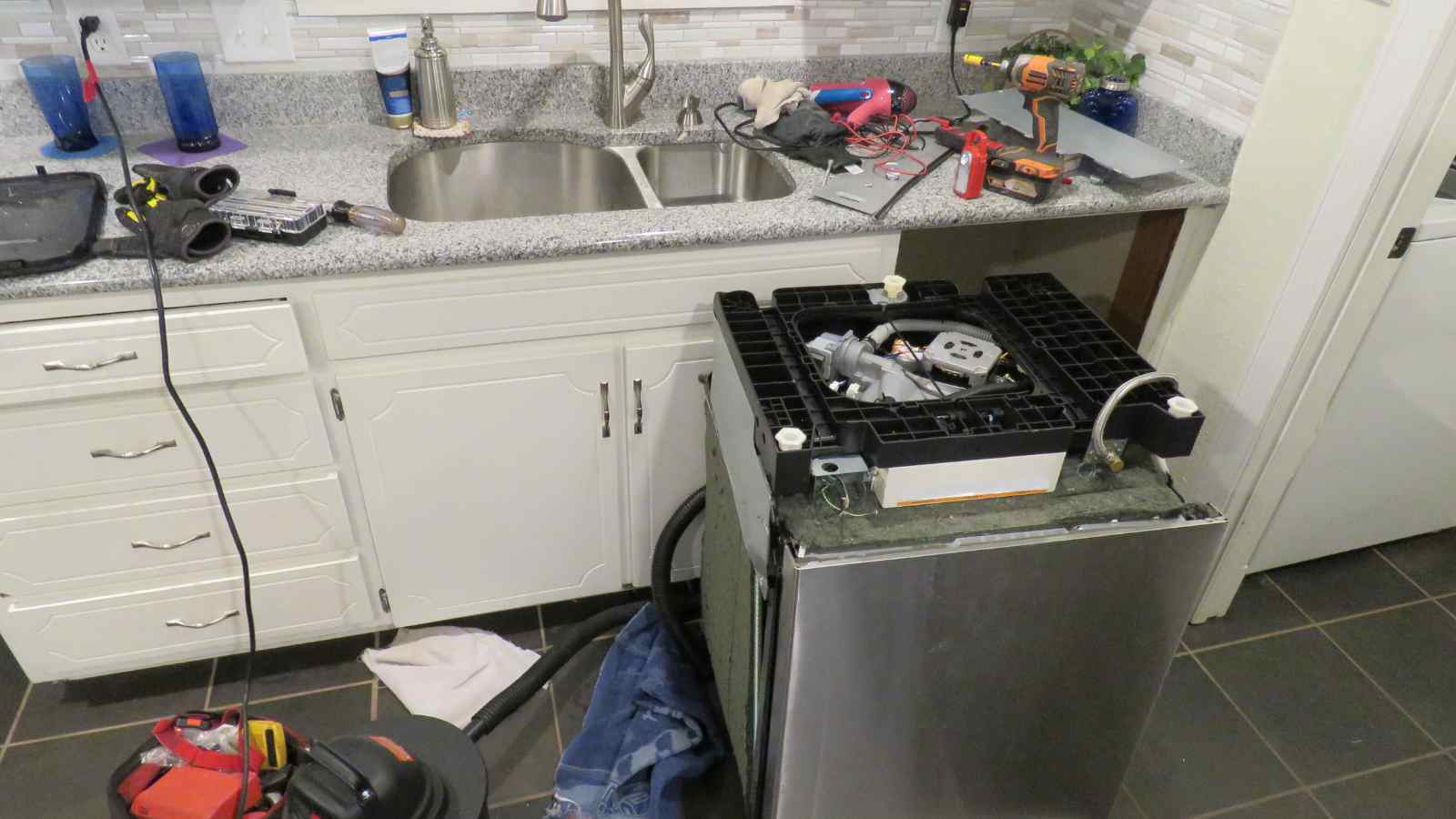 When Is Something a Plumbing Emergency _ The Geiler Company